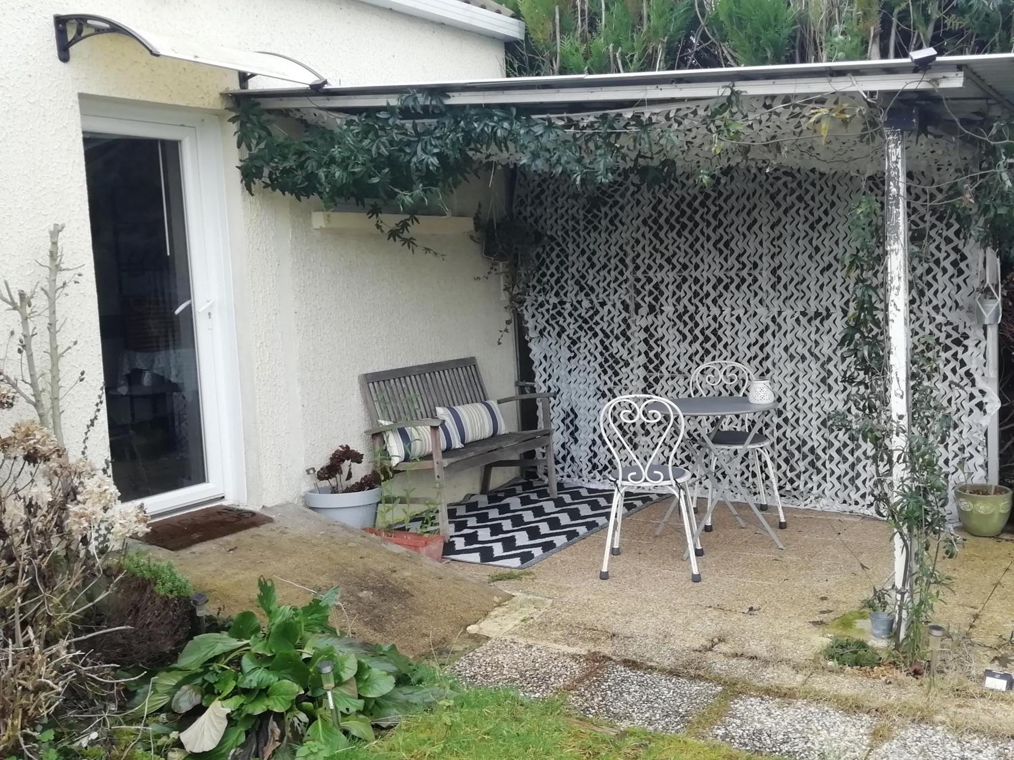 Studio Au Coeur De La Vallee De La Loire Azay-sur-Cher Exterior foto